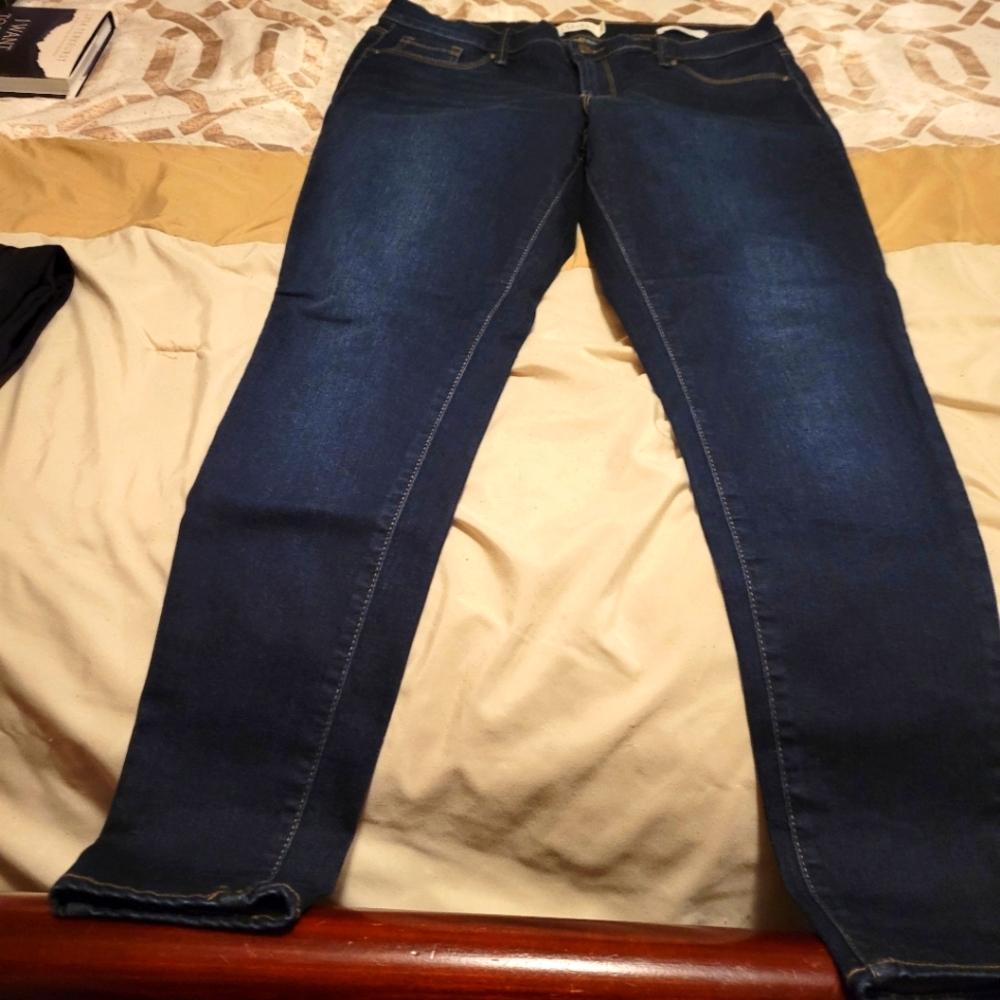 Dark Wash Skinny Jeans
